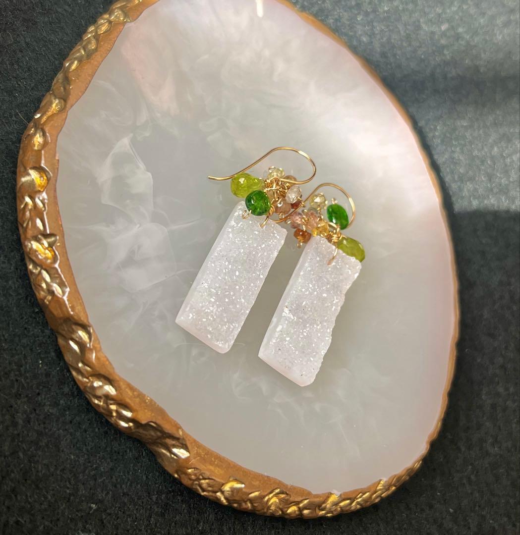 14kgfドゥルージーアゲートのピアス です