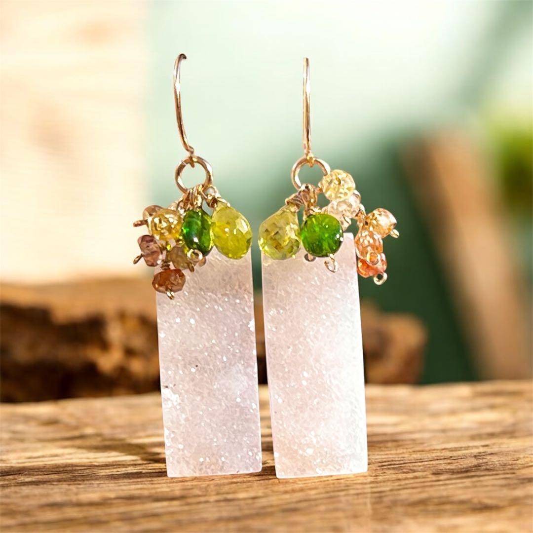 14kgfドゥルージーアゲートのピアス です