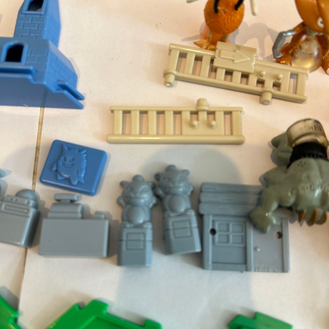 ポケモン 初期 ガチャガチャ レトロ ジオラマ ポケモンセンター レア