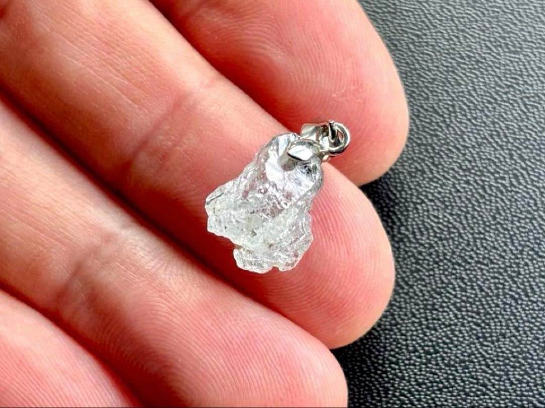 夢幻品質　世界最高峰のエネルギー　奇跡のトランスペアレントロシアンフェナカイト