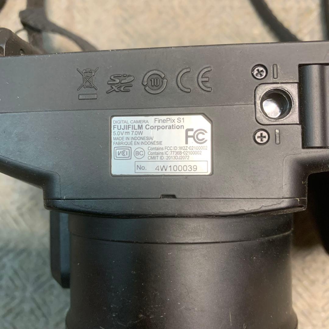 K113 【ジャンク】FUJIFILM FinePix S1 2014年 S1