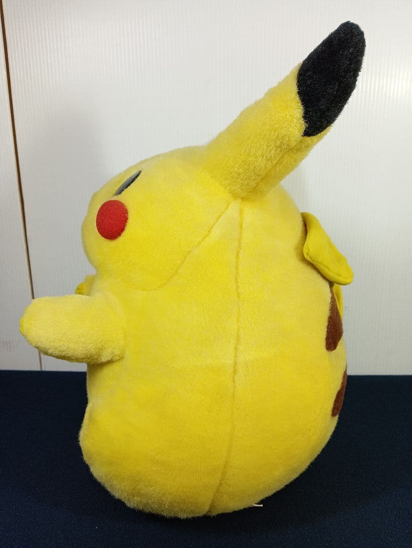 ピカチュウ ぬいぐるみ  ポケットモンスター ポケモン