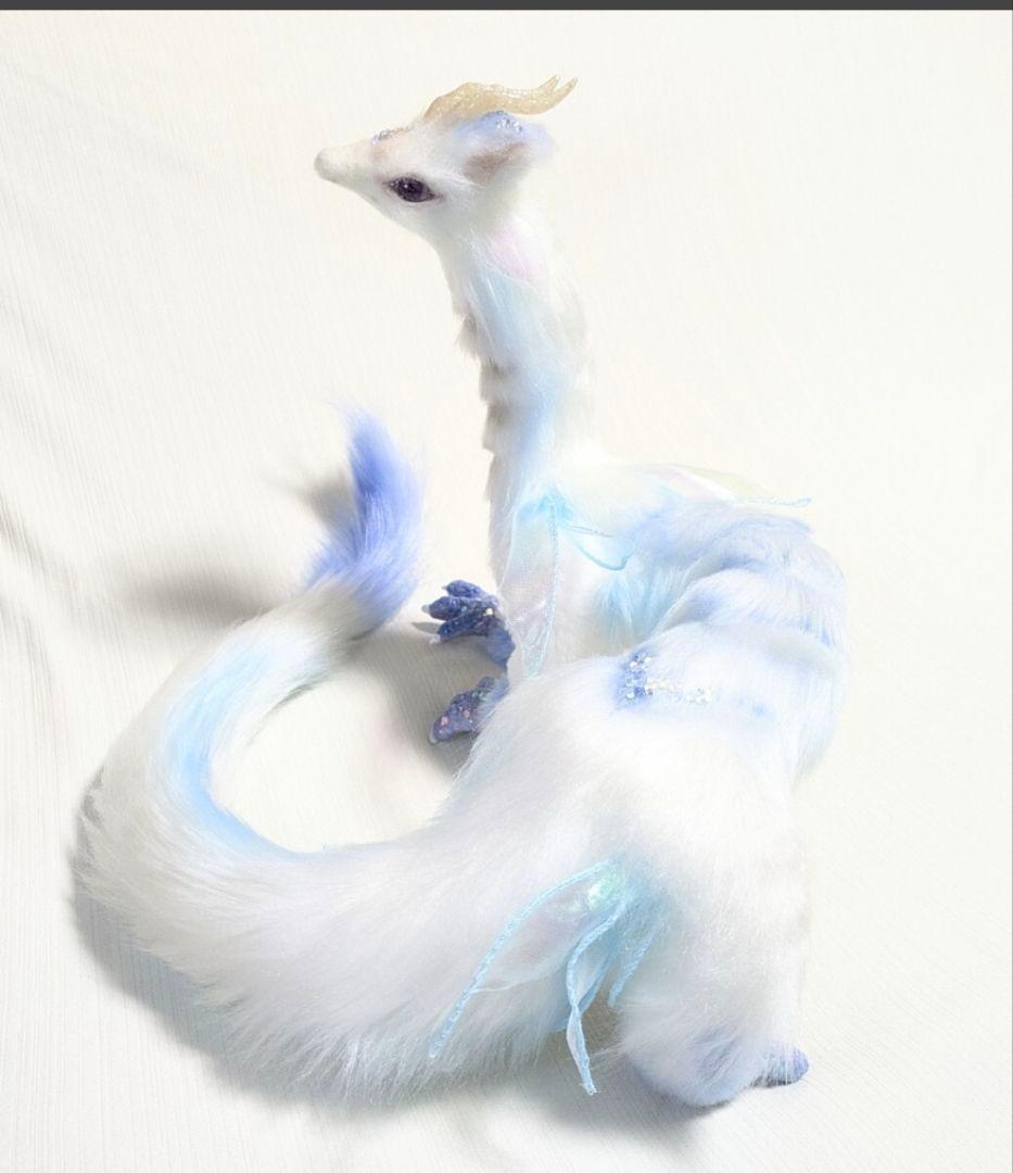作家様製 アートドール 冬の氷龍 白龍 ドラゴン 幻獣 ぬいぐるみ