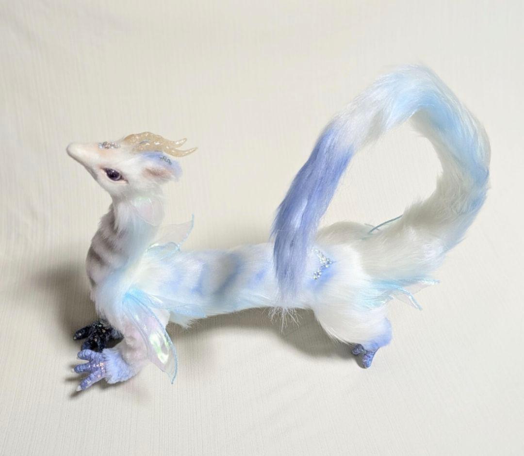 作家様製 アートドール 冬の氷龍 白龍 ドラゴン 幻獣 ぬいぐるみ