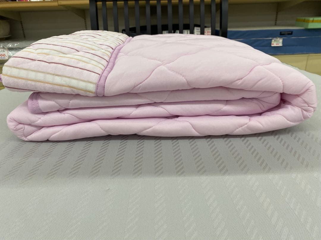 ロマンス　リバーシブル　キルトケット・接触冷感＆パイル・シングルサイズ