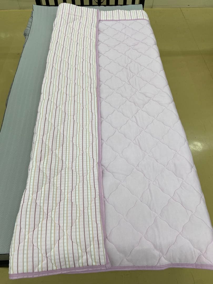 ロマンス　リバーシブル　キルトケット・接触冷感＆パイル・シングルサイズ