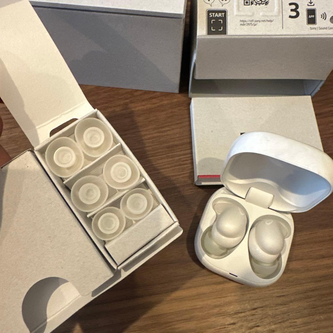 Linkbudsワイヤレスイヤホン　保証付