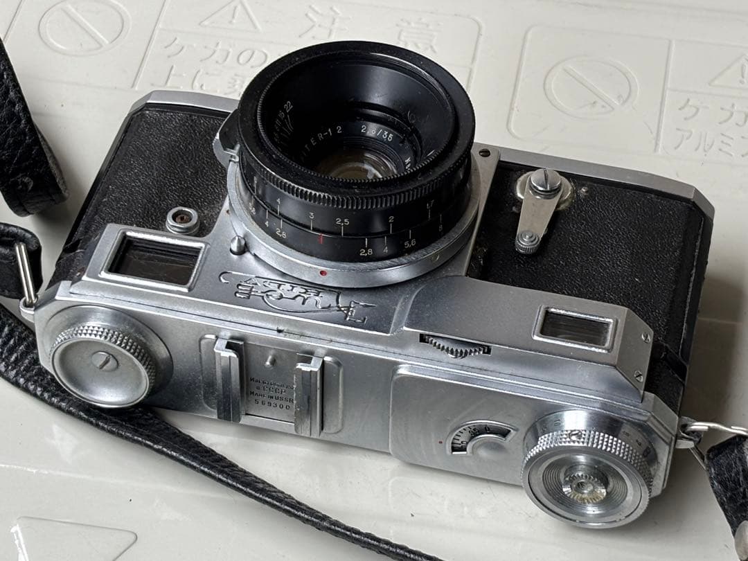 Jupiter12（35mm f2.8 CONTAX外爪） ＋ KIEV4a
