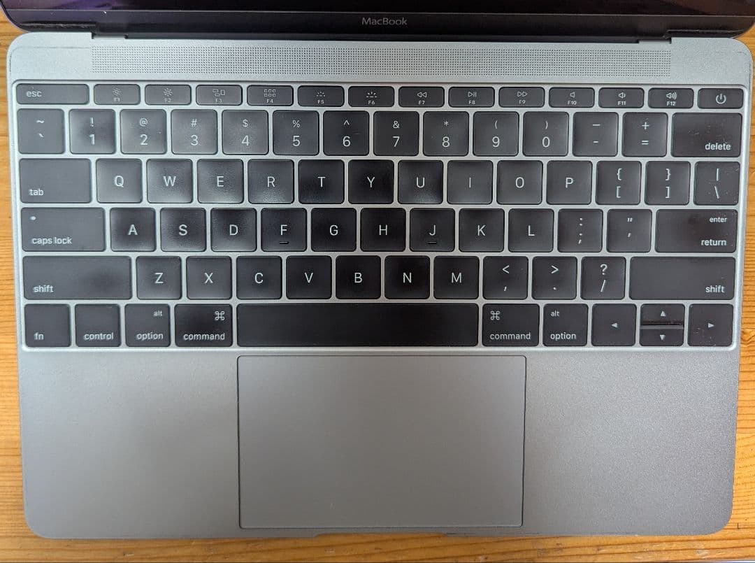 MacBook本体 MacBook (Retina, 12-inch, Early 2016) US