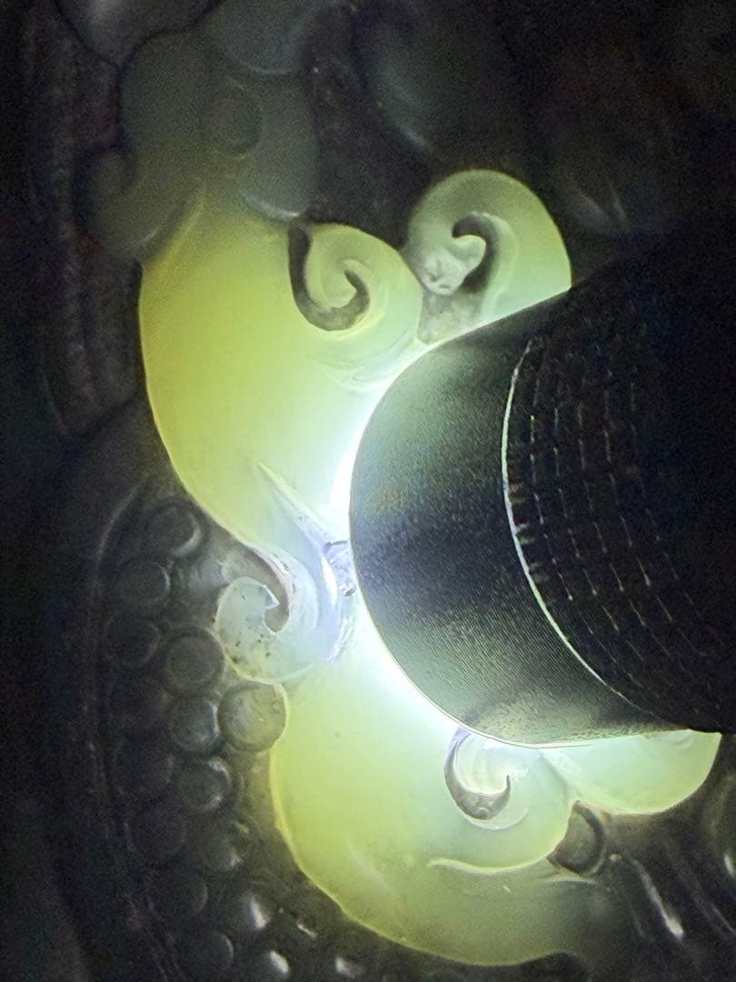 逸品！和田玉★青花点墨の置物、ストラップにも証明書付き