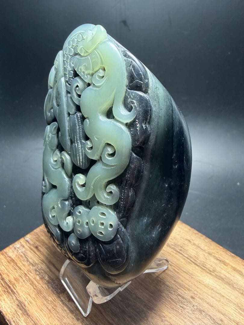 逸品！和田玉★青花点墨の置物、ストラップにも証明書付き