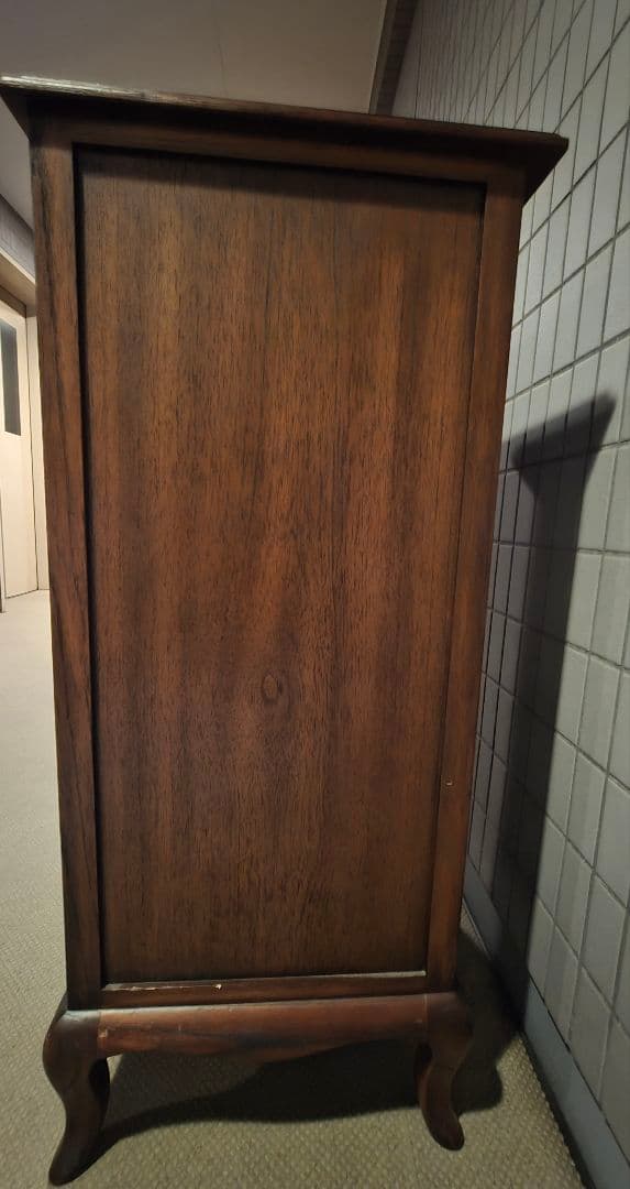 天然木　ダークブラウン　チェスト 5引き出し　猫足　　リビングチェスト