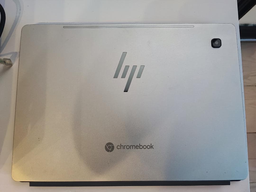 HP Chromebook x2 11 4GB/64GB キーボード付 IPS