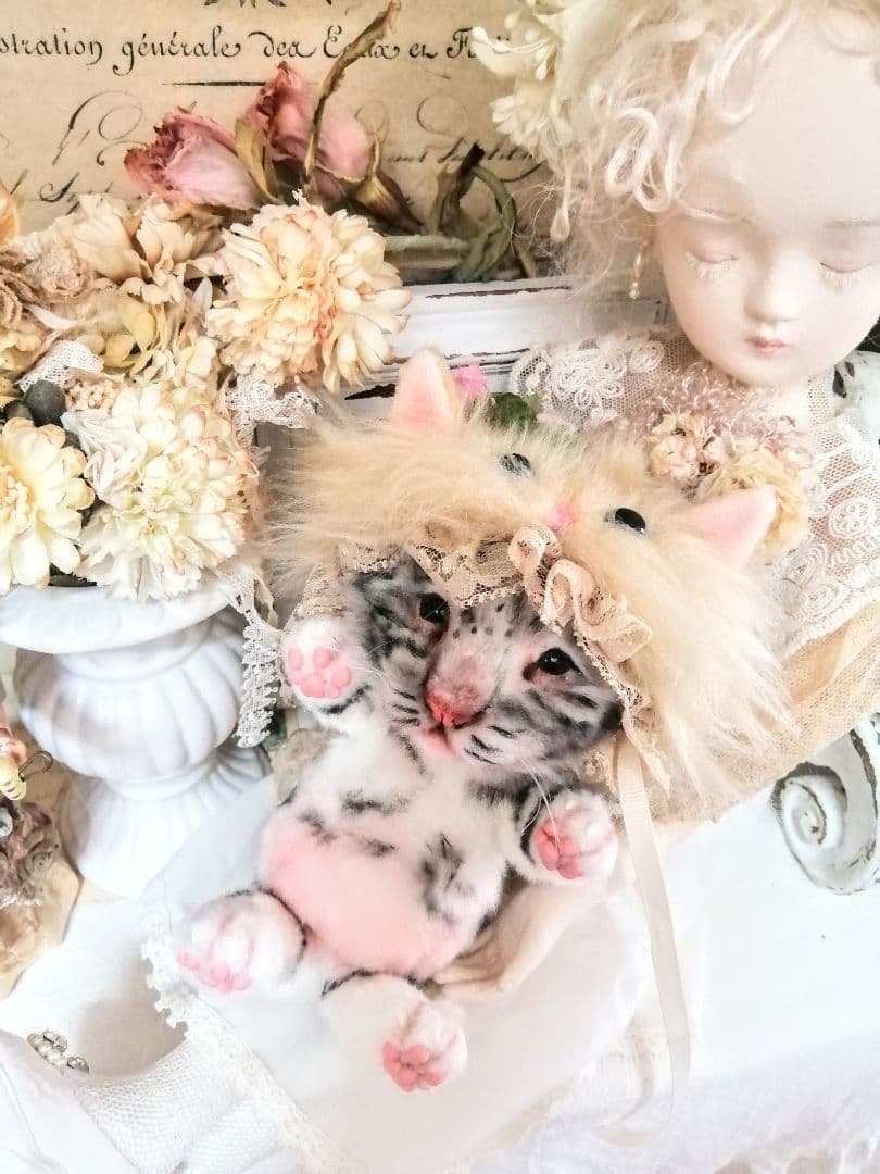 本日限定価格❤️虎ベビちゃん♡ホワイトタイガー♡アートドール♡ぬいぐるみ♡