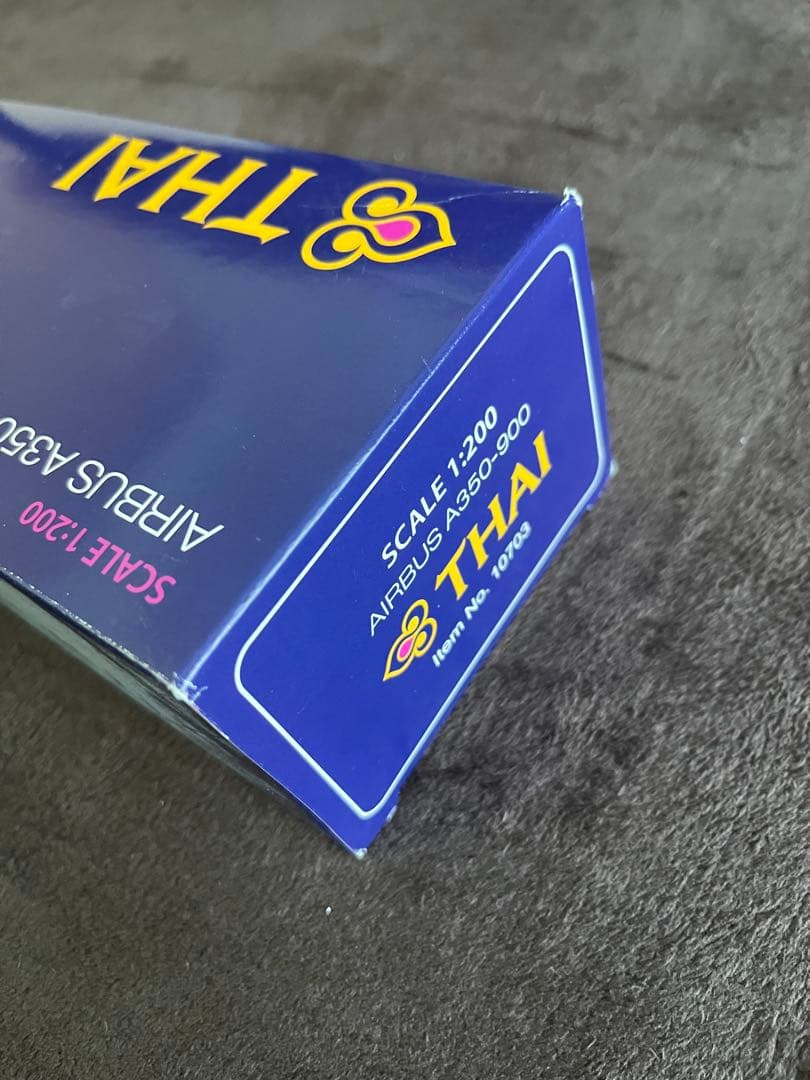 ホーガン タイ航空 A350 1/200 モデルプレーン 模型