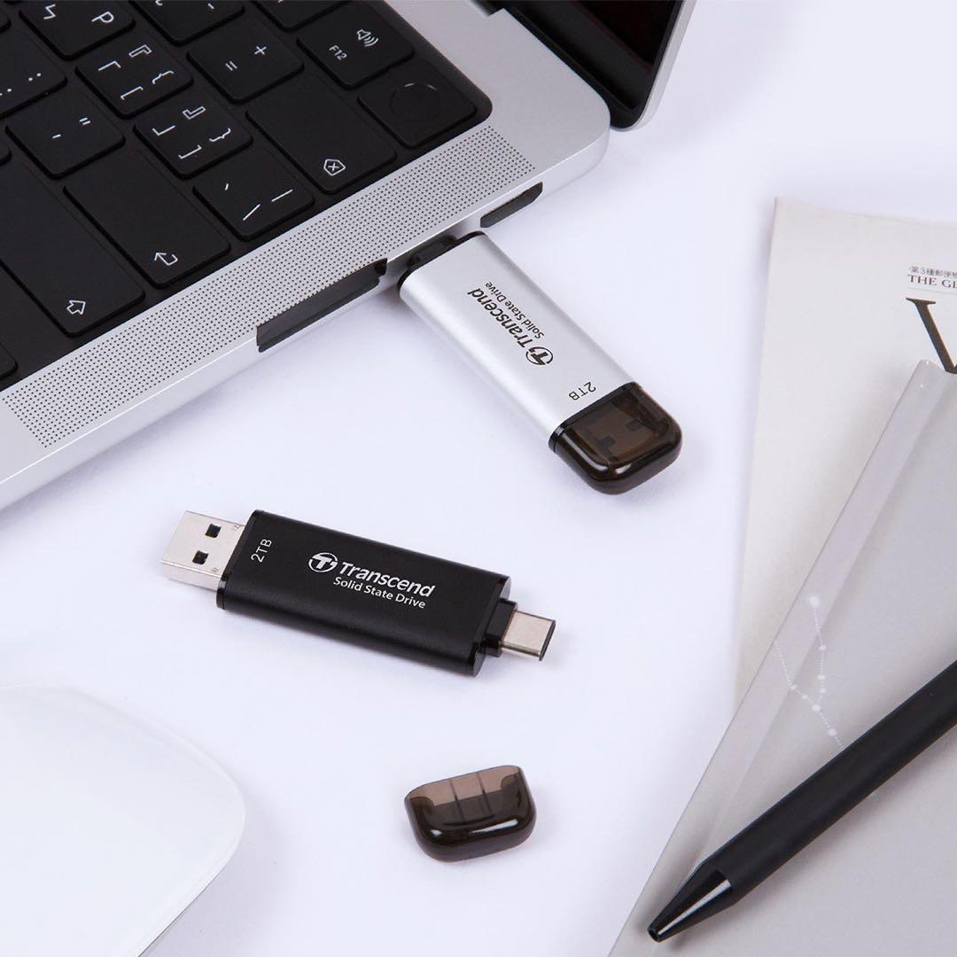 Transcend 2TB USBメモリ