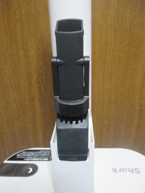 送料無料　shark ハンディークリーナー CS150JAE　シャーク掃除機