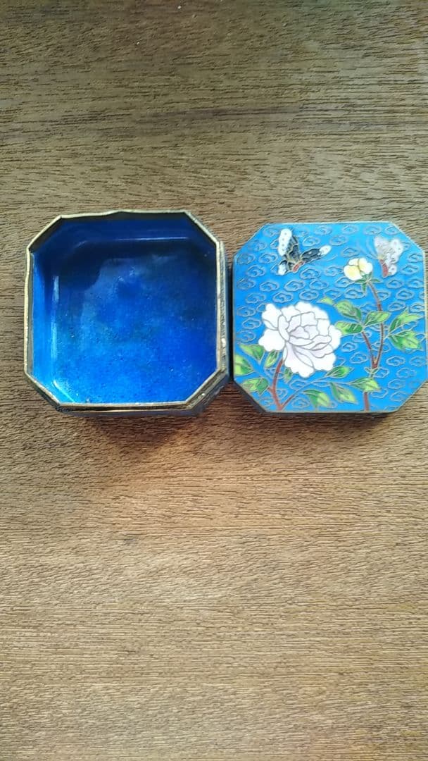 美品　中国工芸品　七宝焼小物入れ