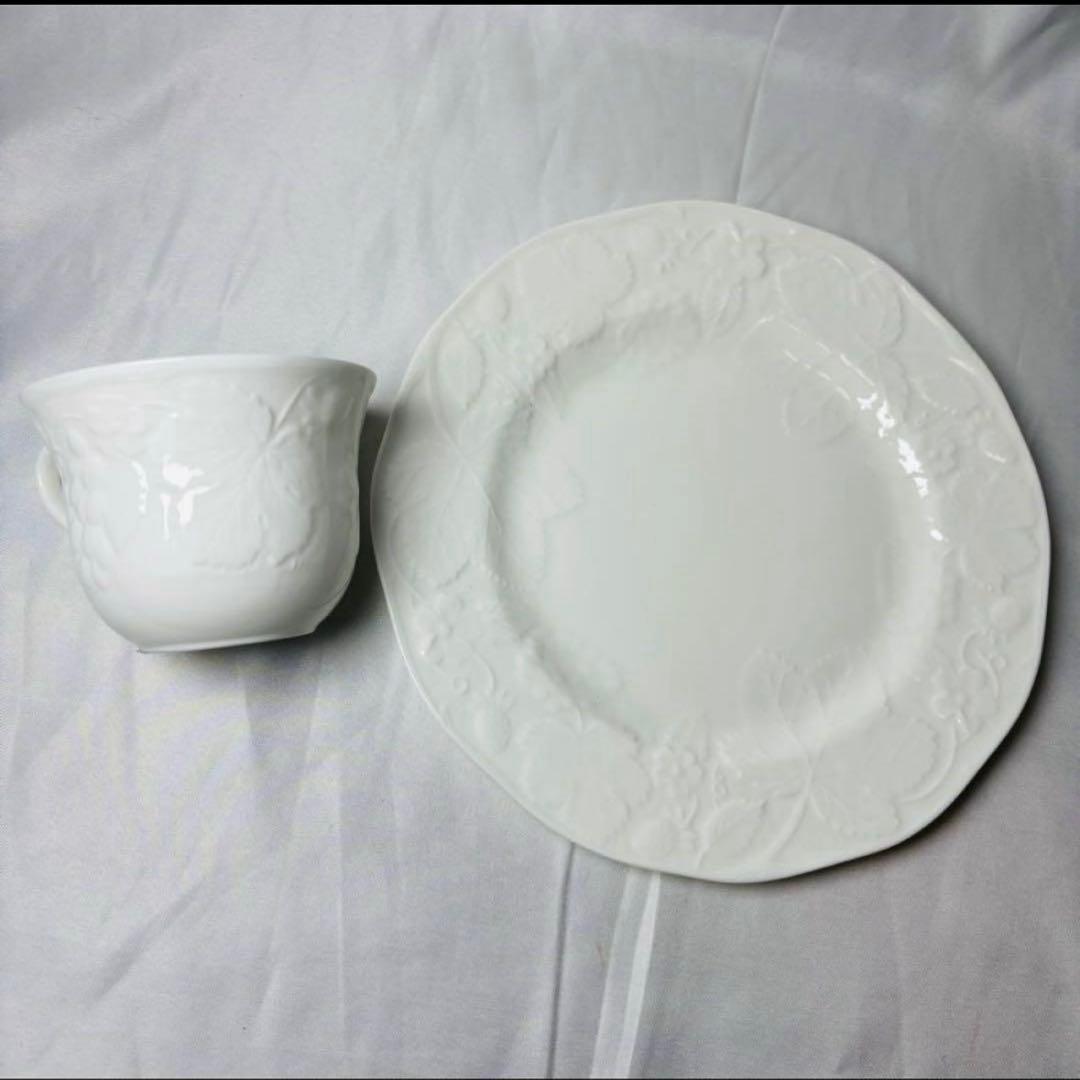 【廃盤、レア】ウェッジウッド 黒壺 ストロベリーバイン 食器セット 5点 新品