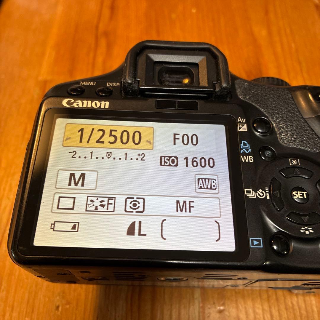 【動作品】EOS Kiss X2 バッテリー1個＋充電器付※ワンオーナー