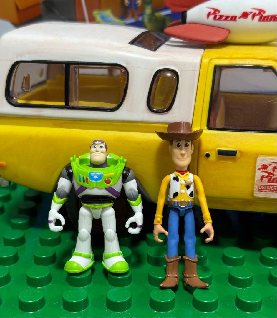 トイストーリー ピザプラネット 車 ムービングトラックセット
