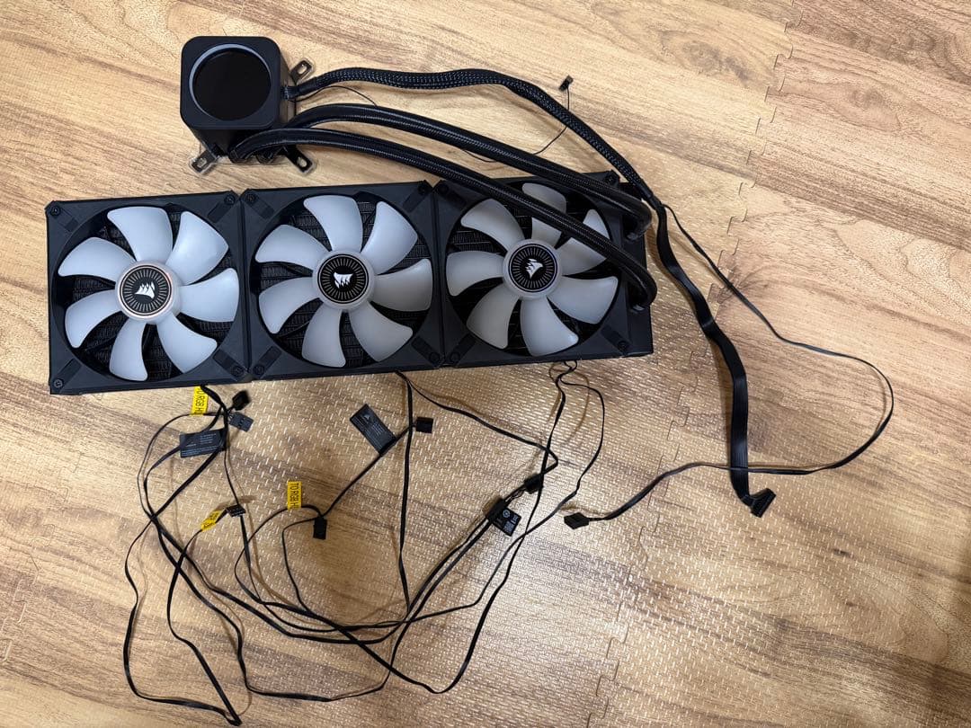 Corsair iCUE H170i ELITE LCD 簡易水冷CPUクーラー