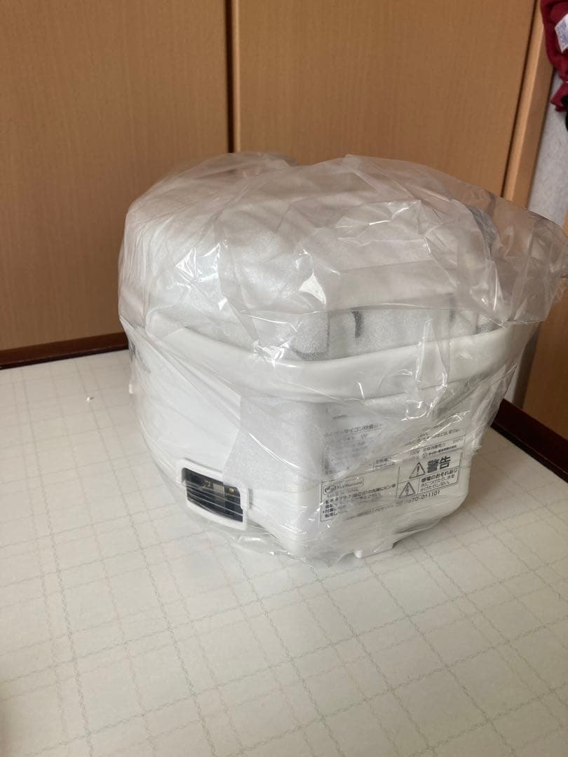 【新品・未使用】タイガー 炊飯器 JAI-R551 3合炊き