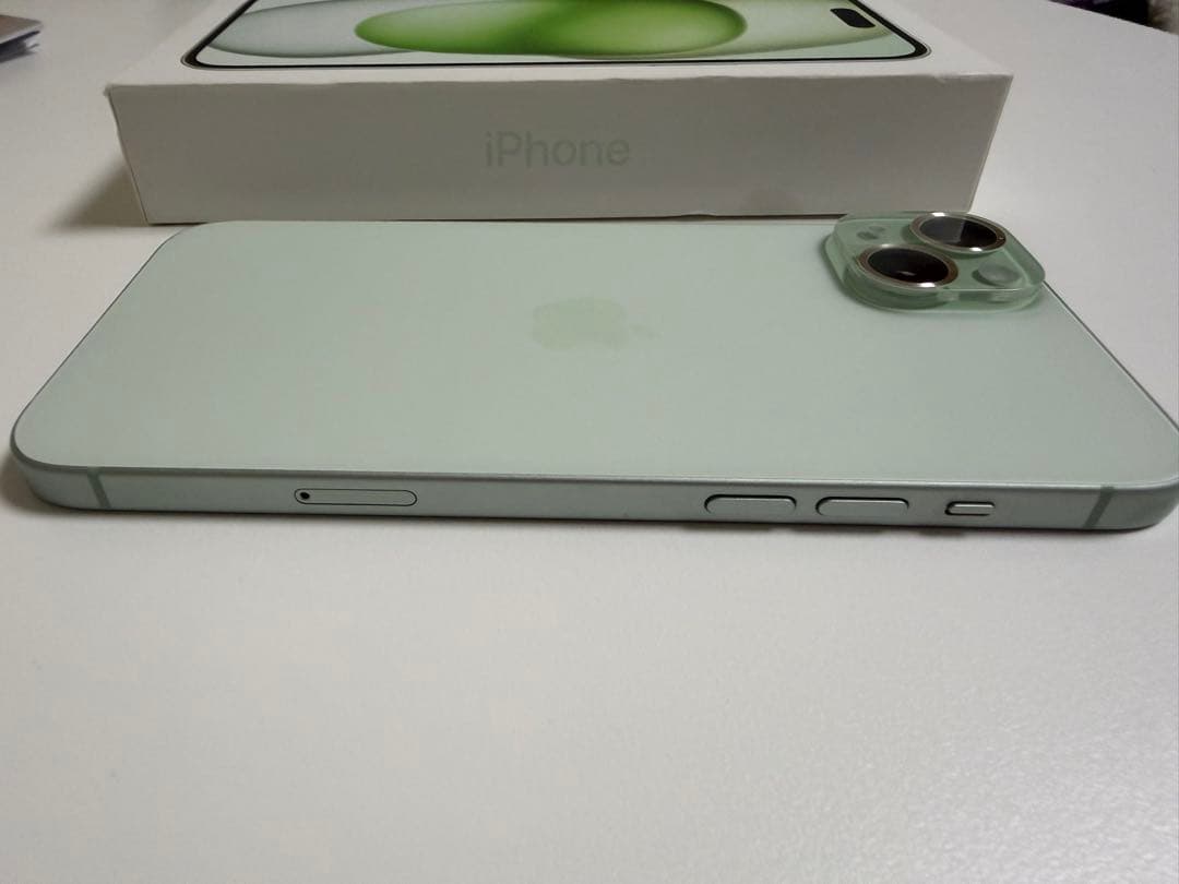 【バッテリー90%】美品Apple iPhone 15Plus 128GB 本体