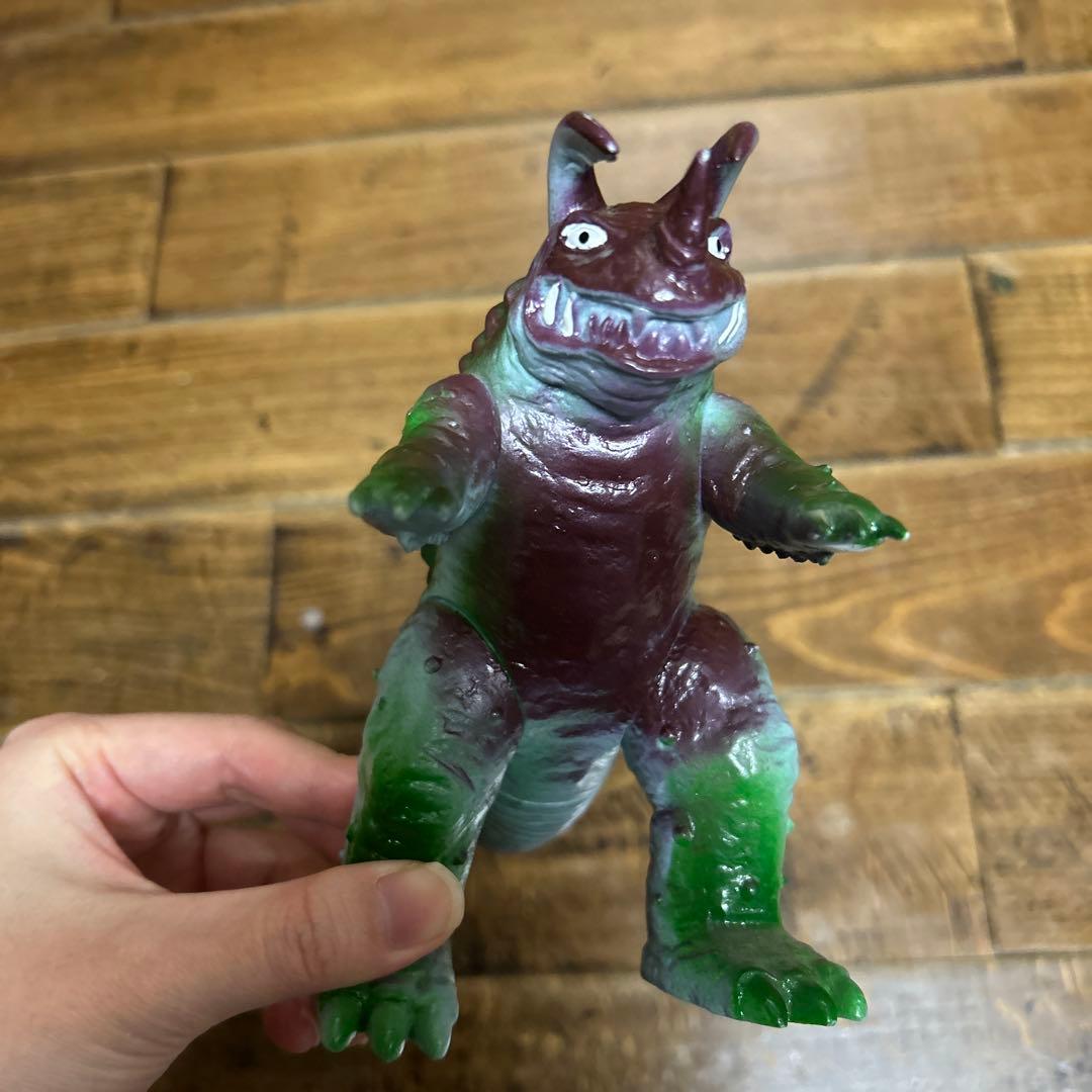 怪獣ソフビ　まとめ売り