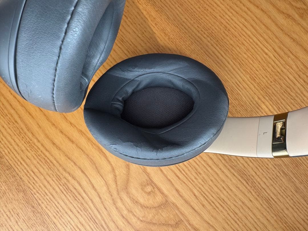 Beats Studio3 Wireless シャドーグレー