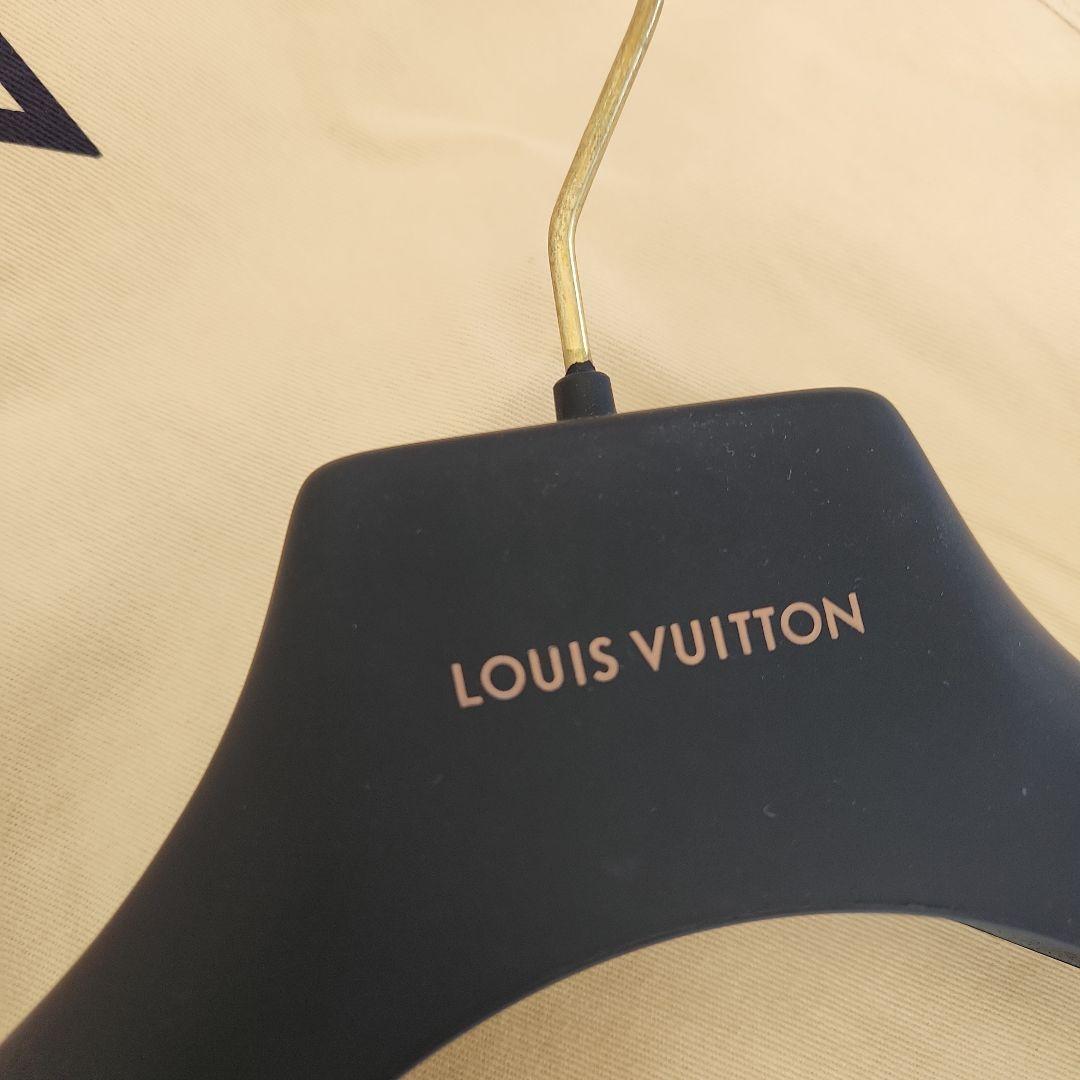 ‼️新品‼️LOUIS VUITTON 衣類カバー &ハンガーセット