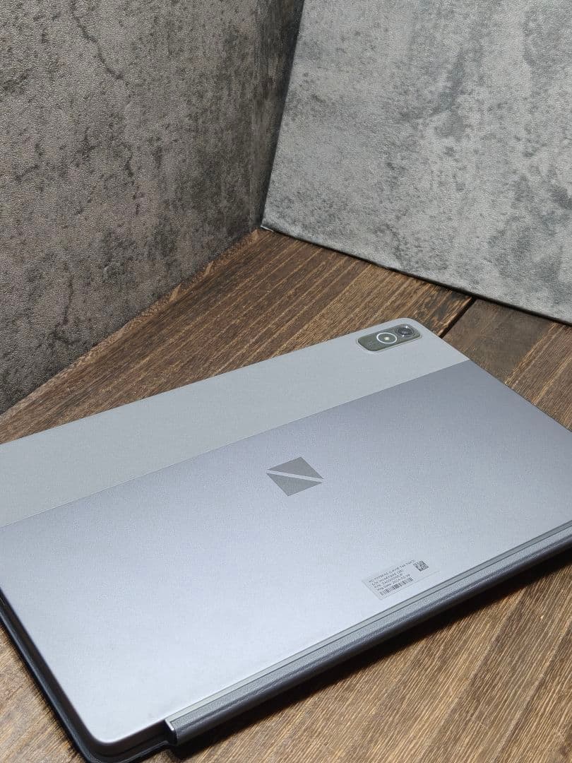 美品 LAVIE Tab T11 T1175 タブレット キーボード ペン