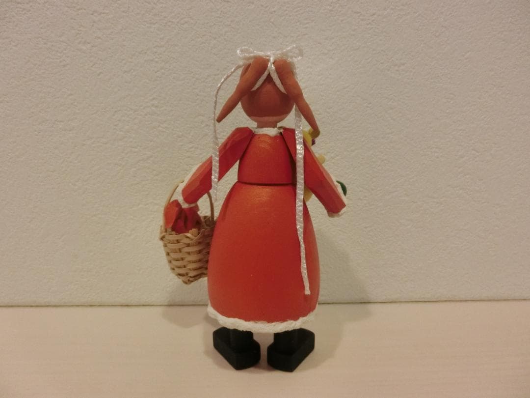 ドイツ製　Bettina Franke　クリスマスの木製人形　女の子