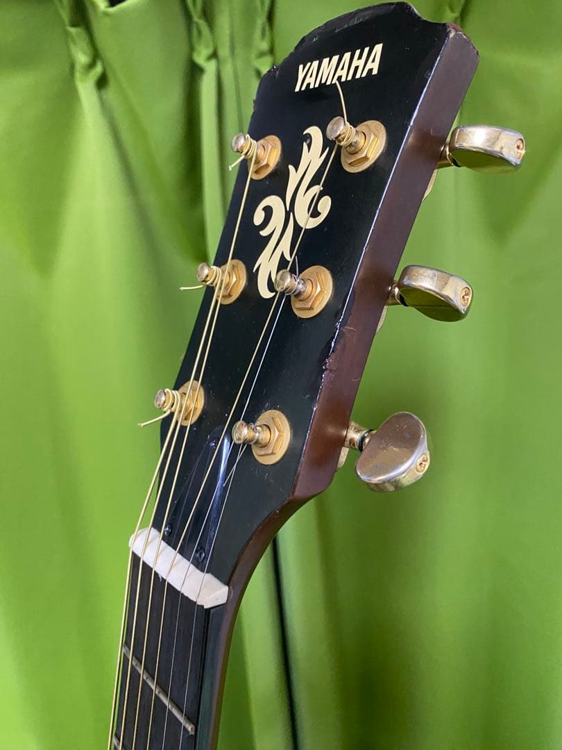 気分は長渕剛　弾き語りならヤマハAPX6A エレアコ　音出し良好　アコギもOK！