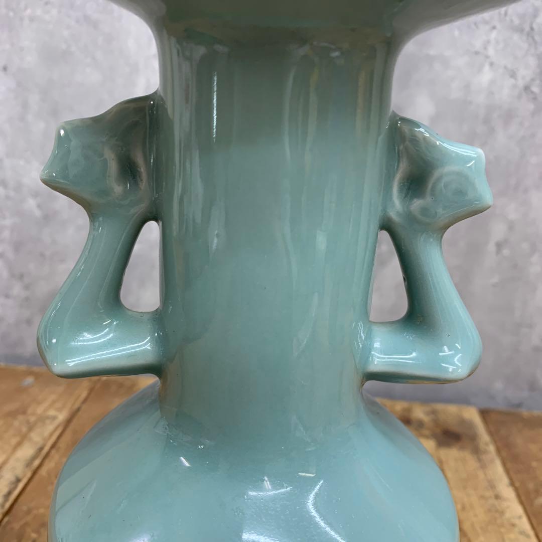 D-壁 【骨董・アンティーク】青磁 耳付花瓶 フラワーベース 貫入 鳳凰耳 中国