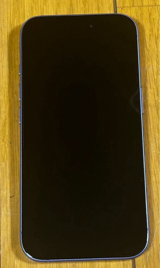 iPhone16 9/25まで出品！