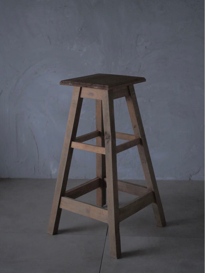 展示台　デッサン　美術　アート　ナラ材　古家具　古道具　アンティーク　昭和レトロ