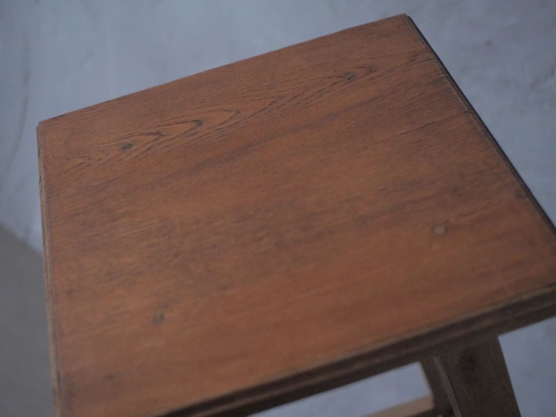 展示台　デッサン　美術　アート　ナラ材　古家具　古道具　アンティーク　昭和レトロ