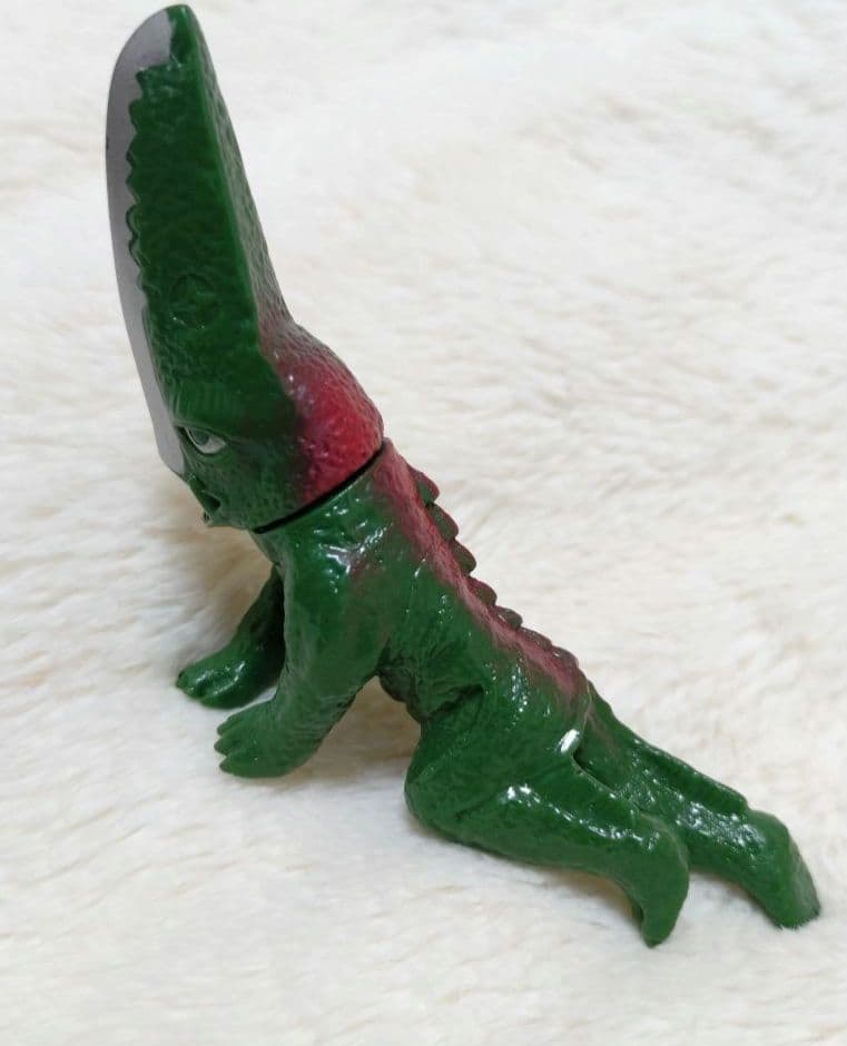 バンダイ　ギロン　ガメラ　特撮　怪獣　フィギュア　レトロ　激レア　入手困難