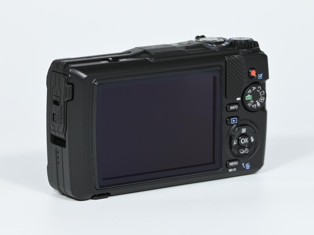 【ほぼ新品】 OLYMPUS OM SYSTEM Tough TG-7 ブラック