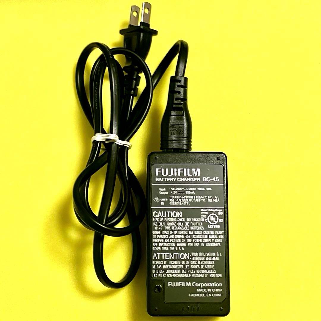 月*様 デジカメ:FINEPIX Z100fd+バッテリー/充電器/xDピクチャ