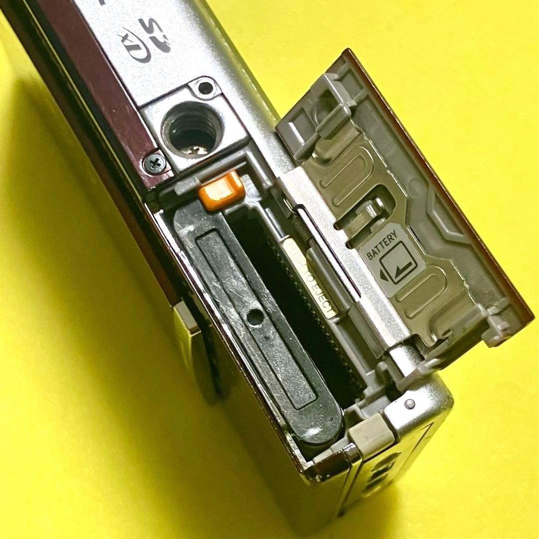 月*様 デジカメ:FINEPIX Z100fd+バッテリー/充電器/xDピクチャ