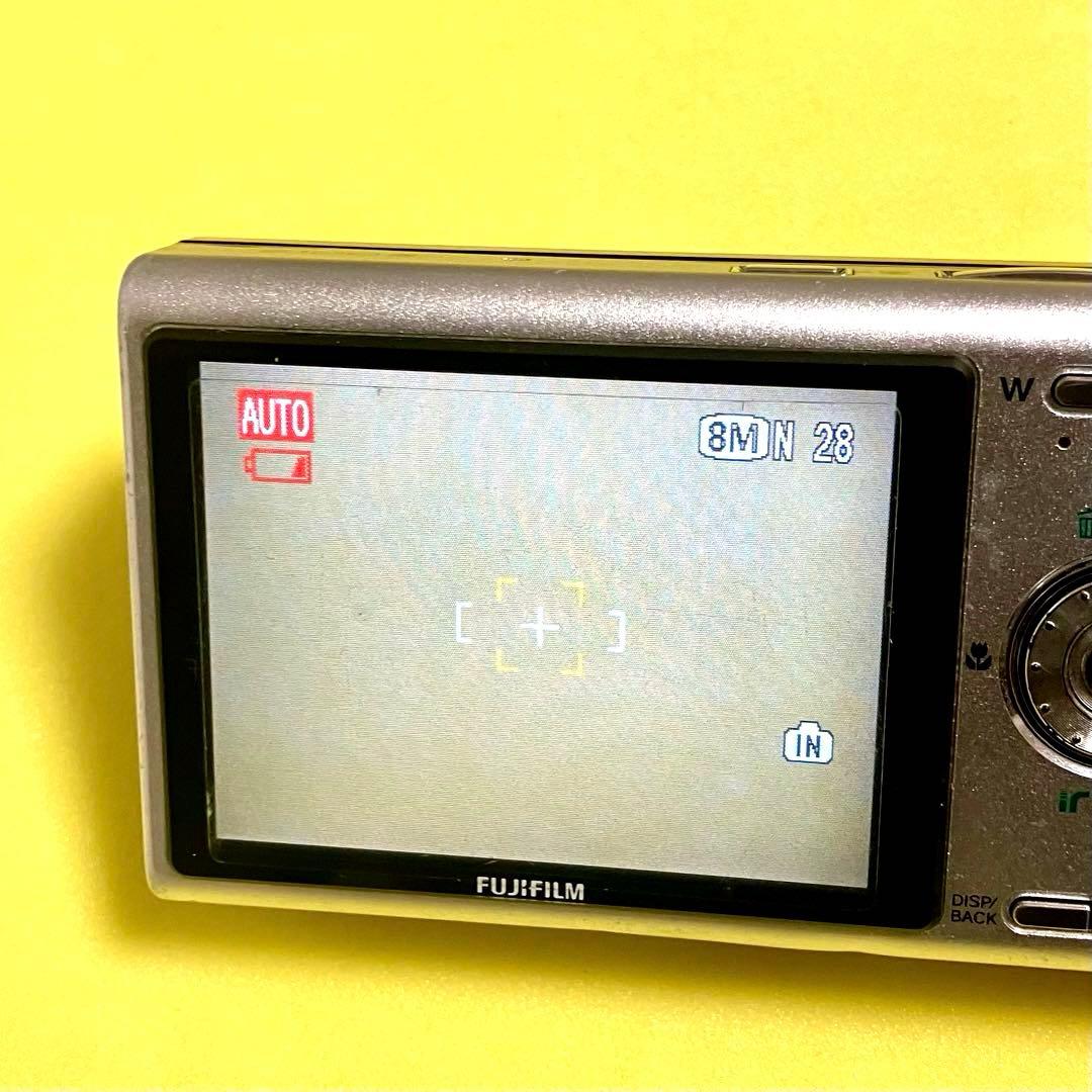 月*様 デジカメ:FINEPIX Z100fd+バッテリー/充電器/xDピクチャ