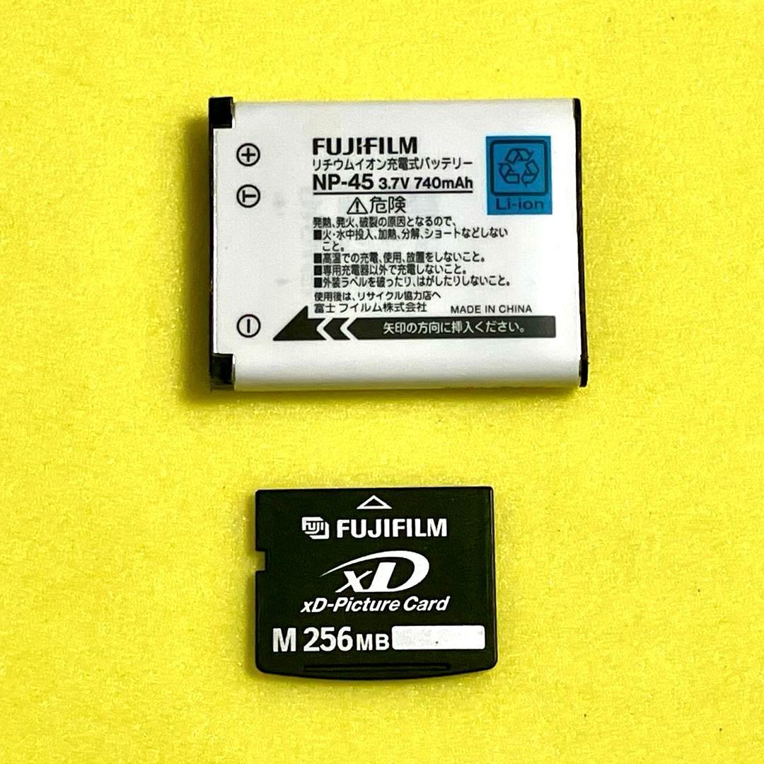 月*様 デジカメ:FINEPIX Z100fd+バッテリー/充電器/xDピクチャ