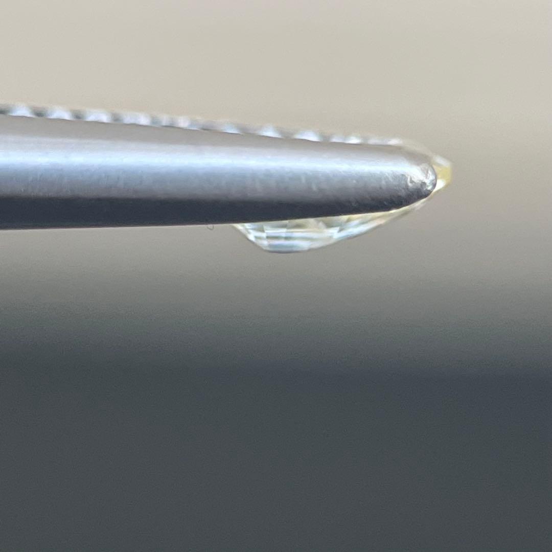 スリランカ非加熱産天然ライトイエローサファイアルース