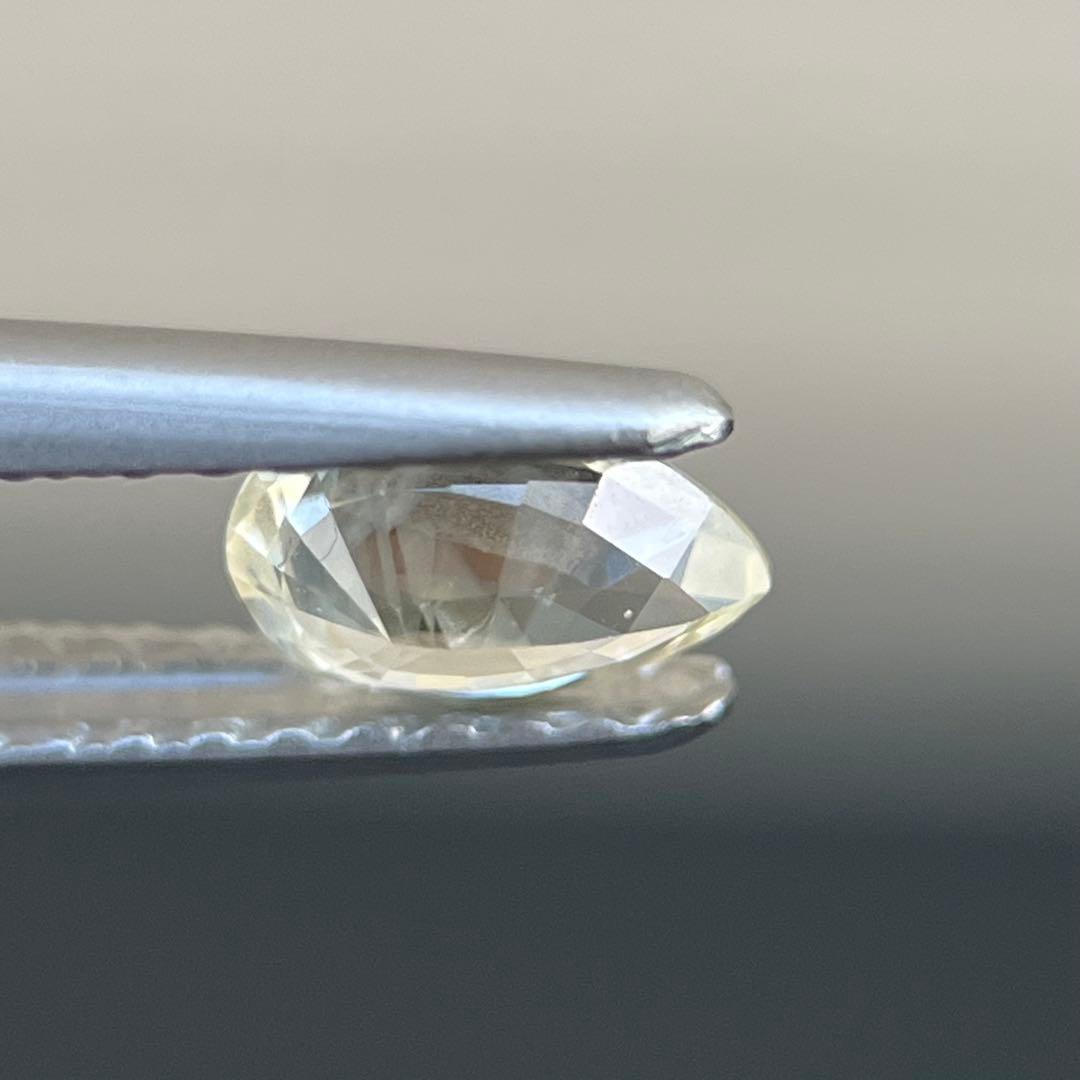 スリランカ非加熱産天然ライトイエローサファイアルース