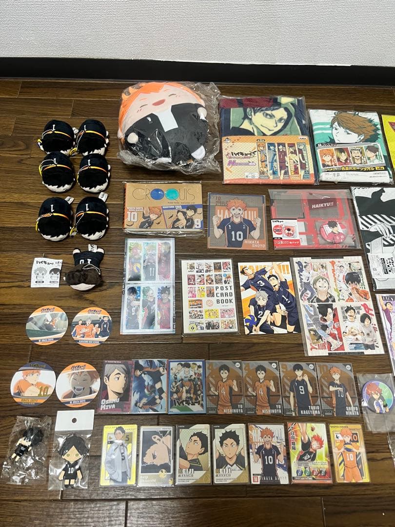 ハイキュー　まとめ売り缶バッジ　ぬいぐるみ　マスコット　カード　特典　コースター