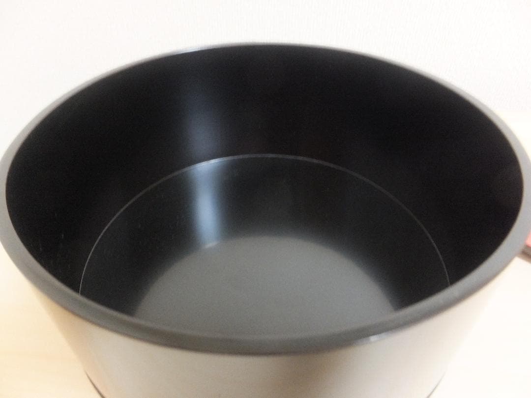 希少　牡丹印　御紋付黒塗御飯櫃　御盆貳枚　骨董品