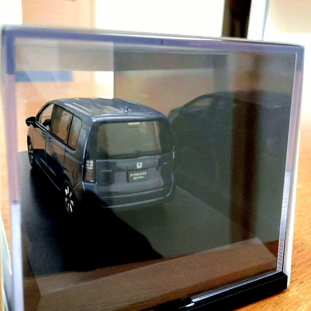 ホンダ 新型フリード 1/43 ディスプレイモデル