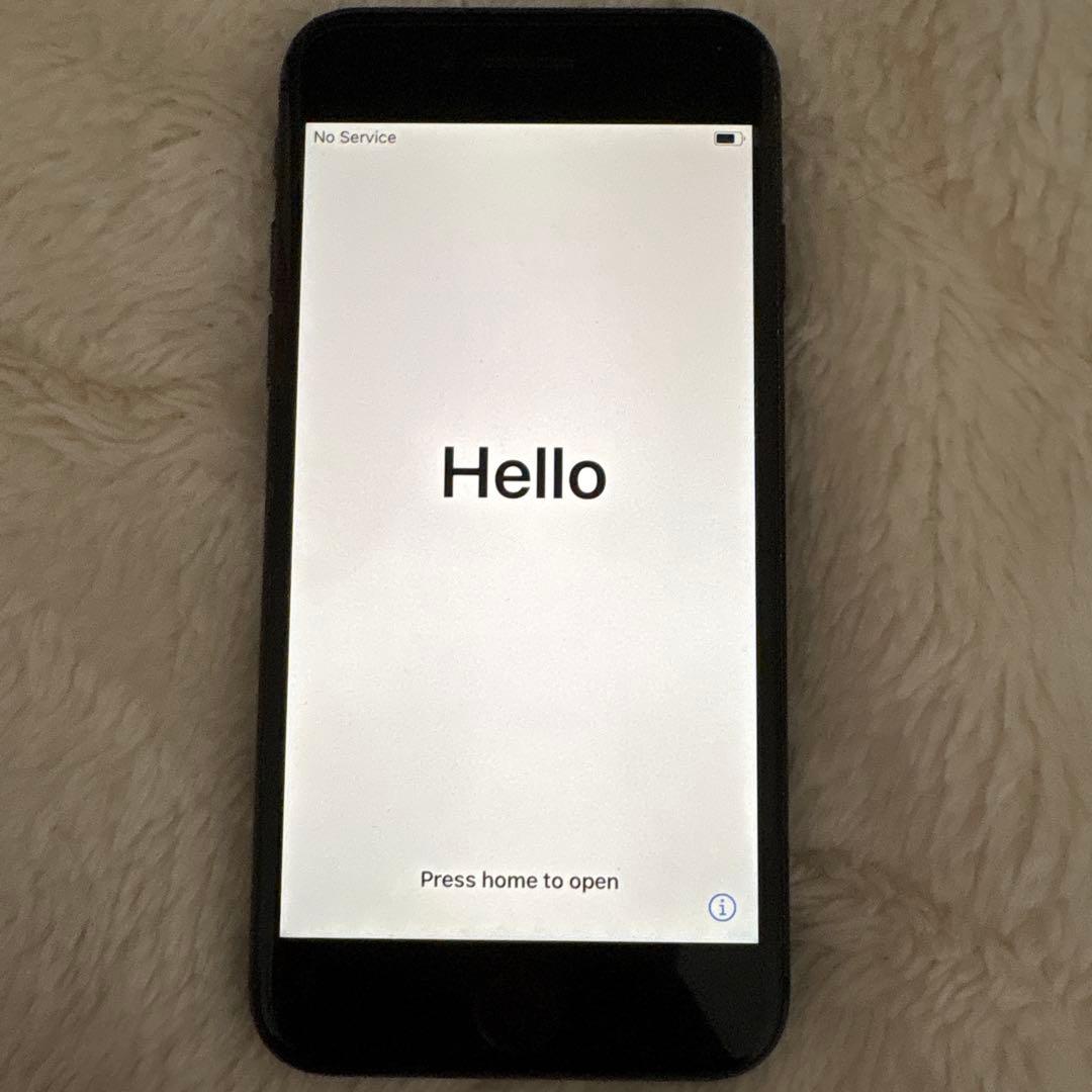 iPhone 8 64GB SIMフリー スペースグレイ バッテリー84%